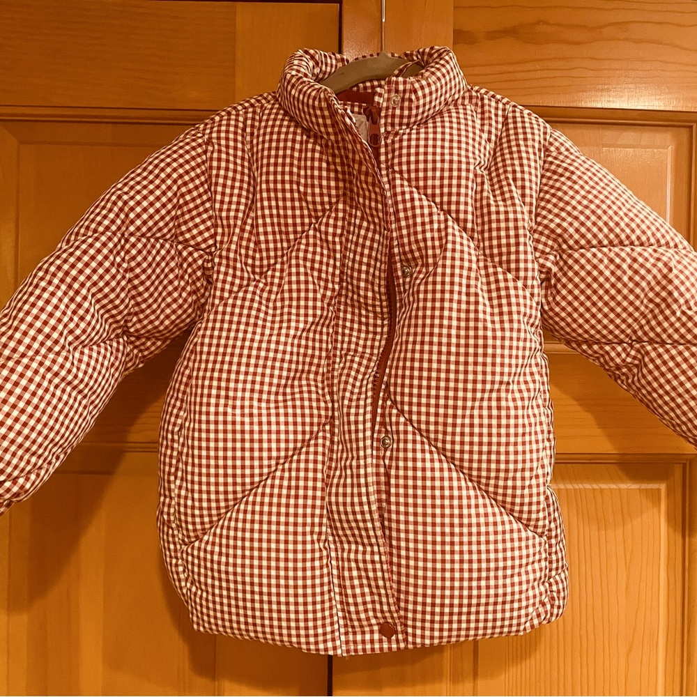 Excellent condition. ZARA 4-5 girls puffer winter coat.